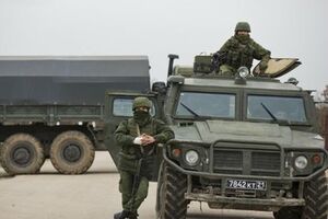 "Тигр" блокирует военную часть в Бельбеке