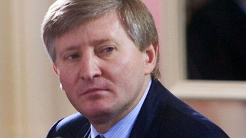 Ахметов призвал Россию уважать Украину