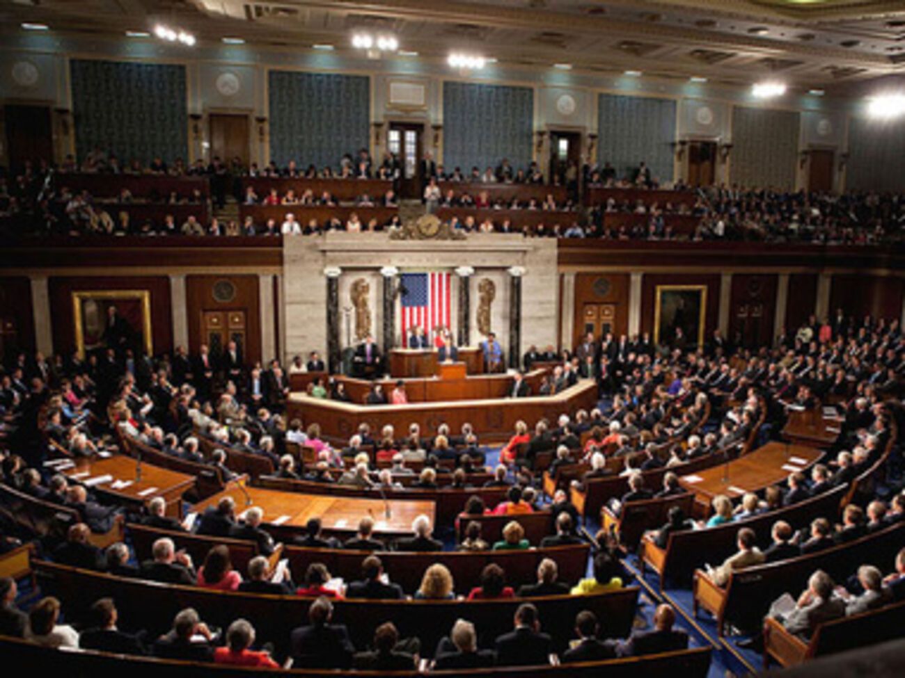 Нижняя палата Конгресса США готова дать Украине 1 миллиард долларов