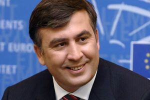 Саакашвили призвал мир давить на Россию