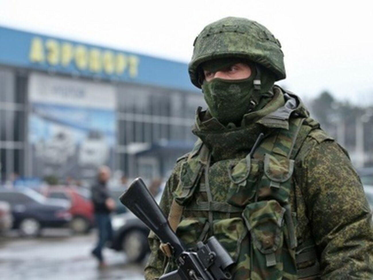 Российские военные в Крыму начали действовать 28 февраля