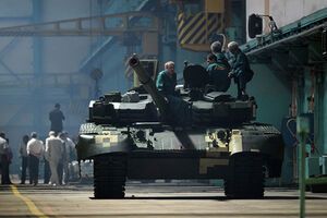 Один из продуктов "Укроборонпрома" – танк "Оплот". Производится в Харькове на заводе имени Малышева