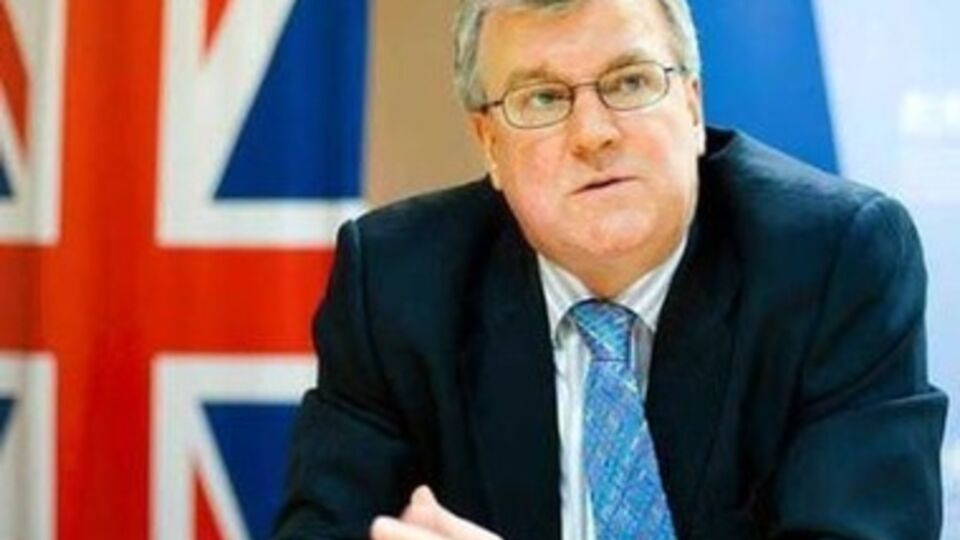 Посол Великобритании в Украине Саймон Смит