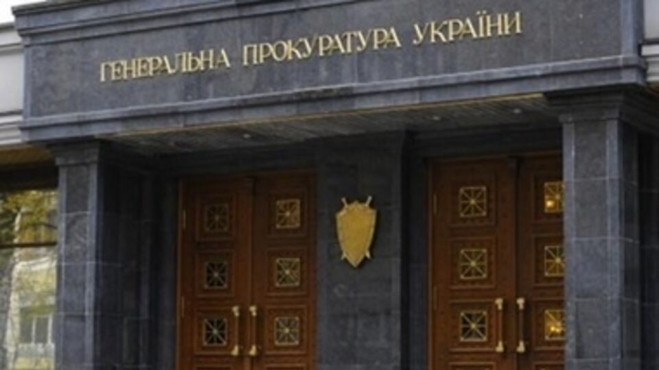 Лицам, избившим журналистов в Симферополе и отобравшим у них фототехнику, грозит до 10 лет тюрьмы