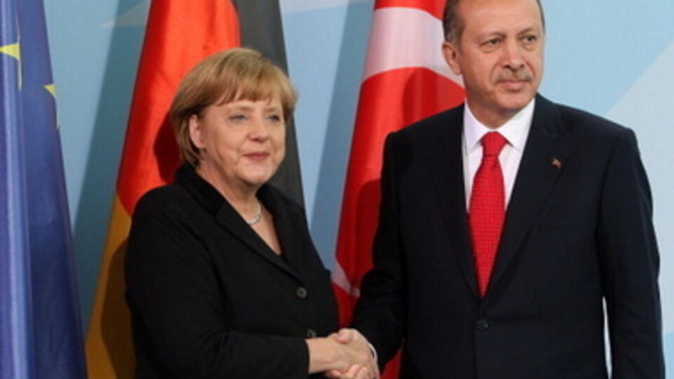 Ангела Меркель и Реджеп Тайип Эрдоган обсудили ситуацию в Украине