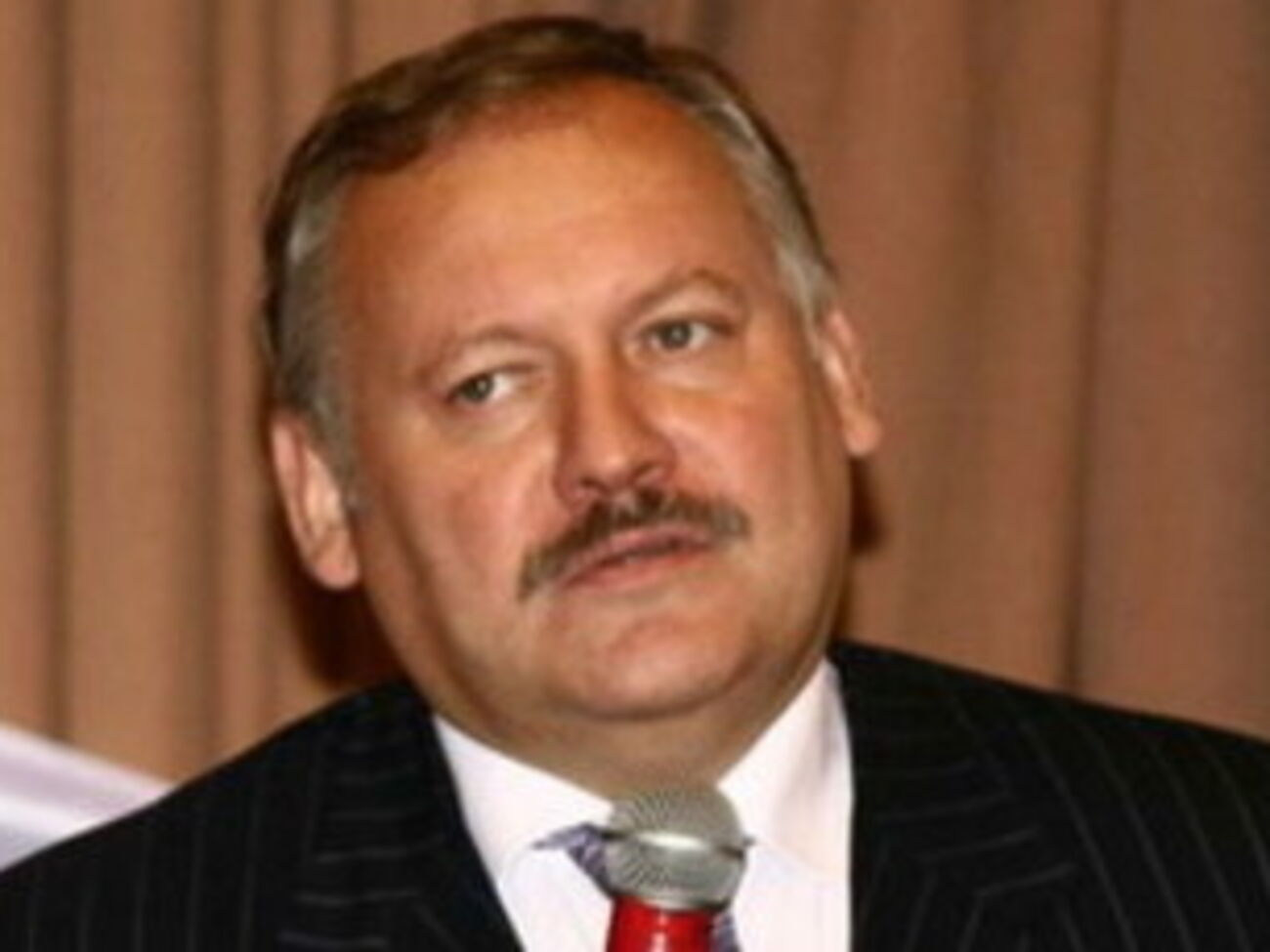 Запрет на экспорт продукции Roshen был введен Россией в июне 2013