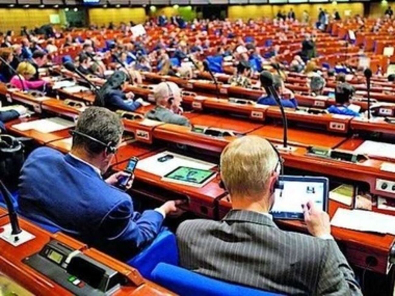 Жириновский предложил вообще не ездить на сессии ПАСЕ