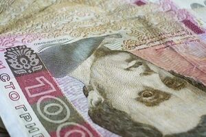Гривна продолжает падать