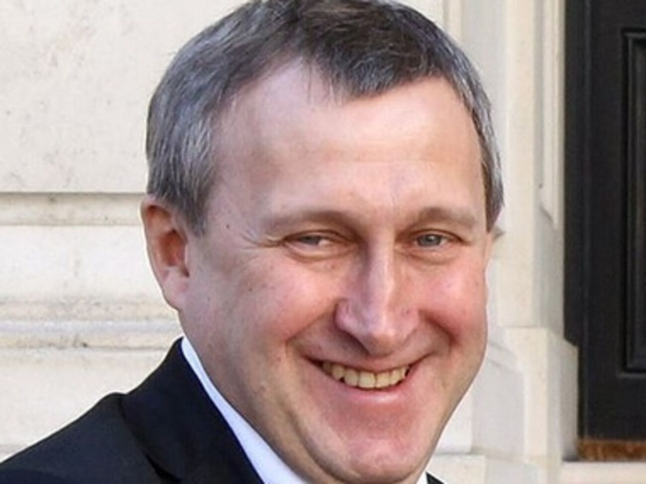 Дещица передал в НАТО список необходимой Украине техники