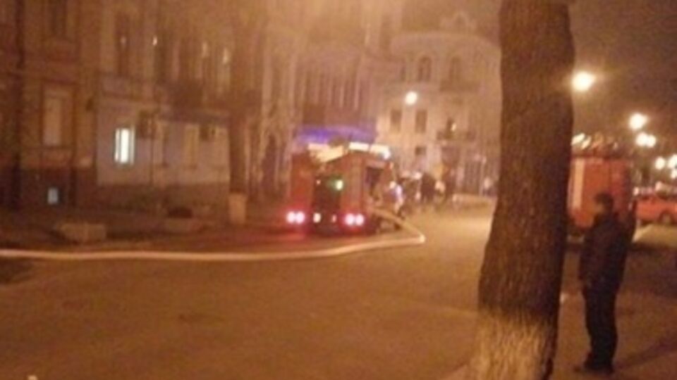 Причины пожара выясняются