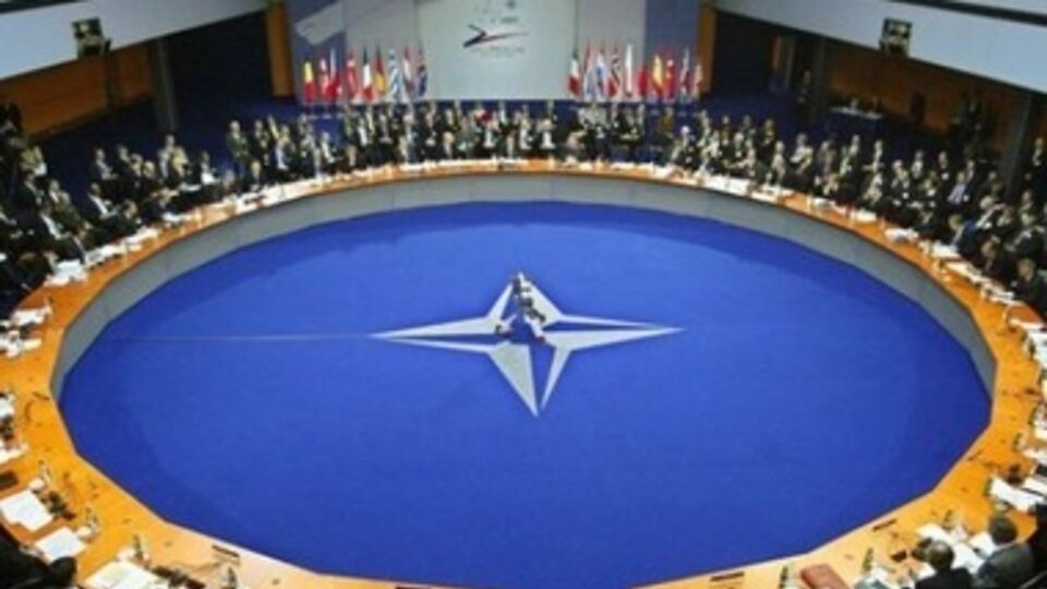 НАТО рассматривает комплекс мер для защиты своих востоных границ от возможной агрессии России