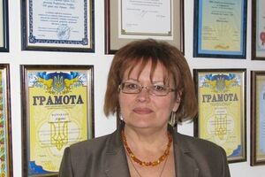Единственную в Симферополе украинскую гимназию Наталья Руденко возглавляла с 1997 года