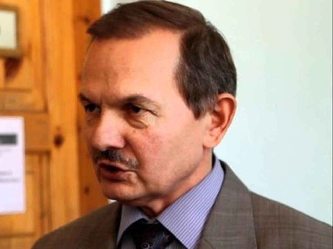 Социолог Владимир Кипень назвал широкую поддержку пророссийских митингов в Донецке мифом