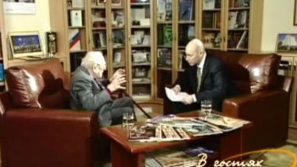 Борис Ефимов: У крематория я прильнул к глазку и своими глазами видел, как горел Маяковский