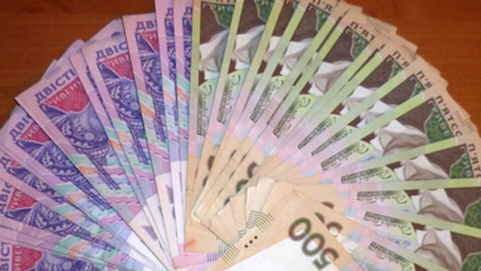 В ближайшее время гривну могут изъять из оборота в Крыму