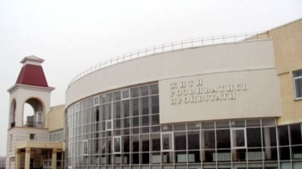 Жители Крыма хотят учиться в украинских школах