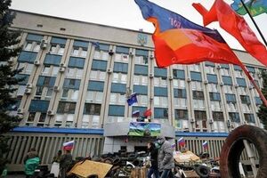 Здание СБУ в Луганске по-прежнему под контролем сепаратистов