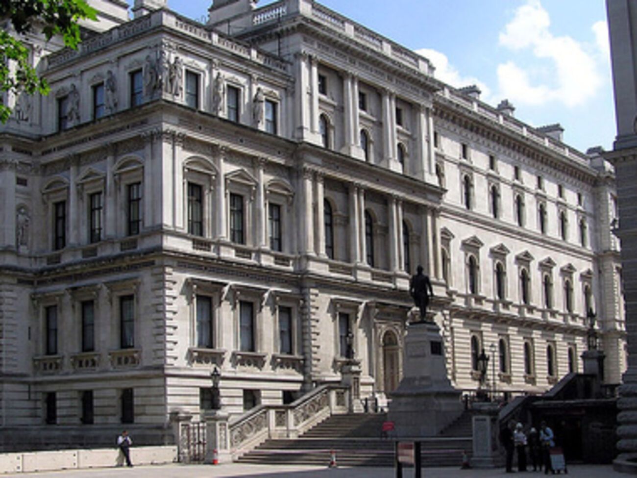 Британия прзвала Россию публично дистанцироваться от событий на востоке Украины