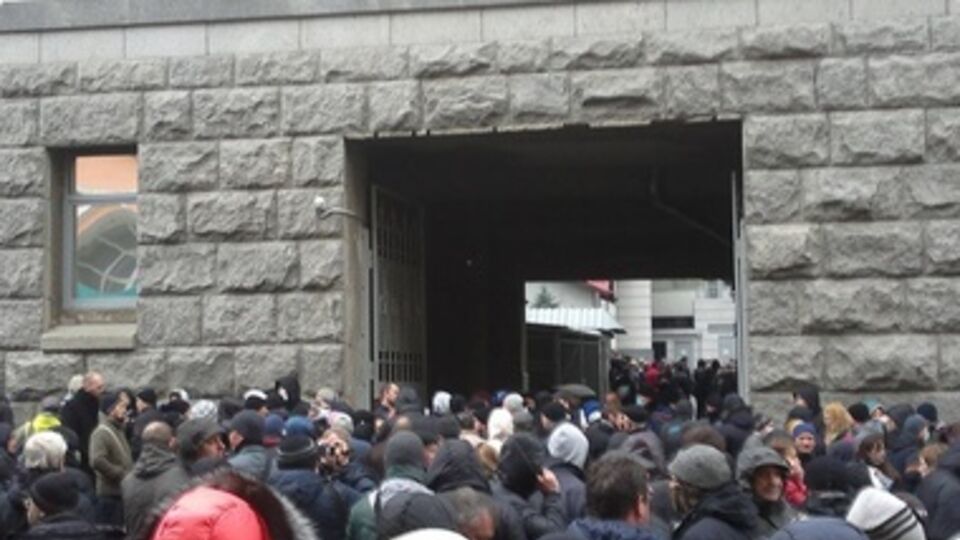 Активисты уверены, что мэр Харькова выполняет указания новой власти