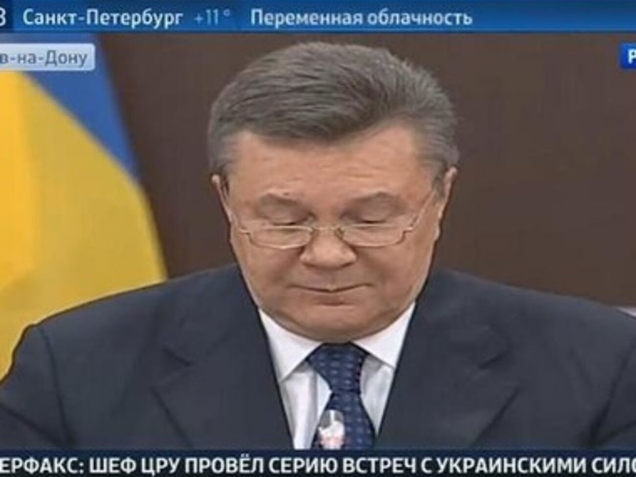 Янукович считает, что Украина находится за шаг от гражданской войны