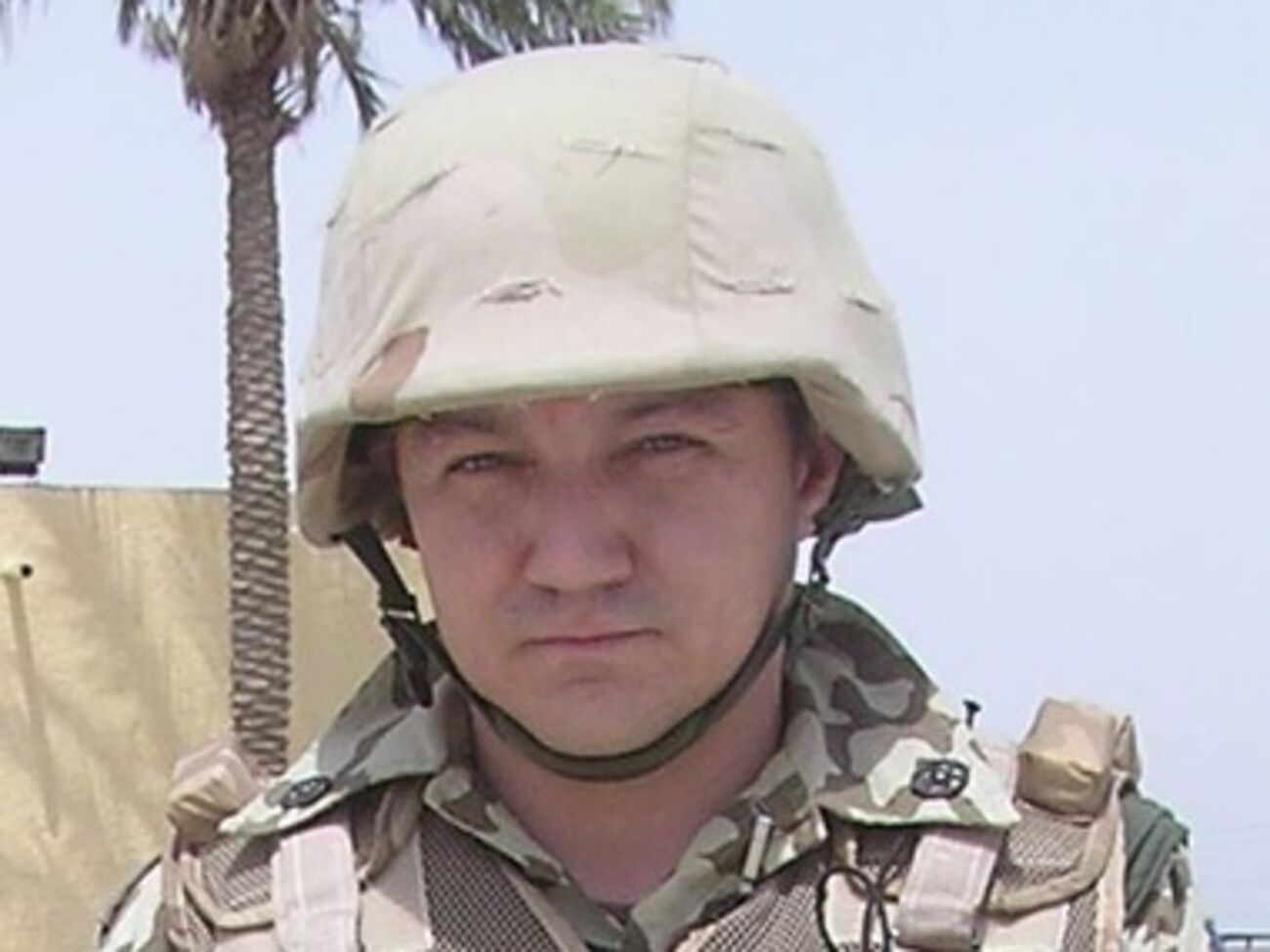 Cпецслужбы РФ вербуют украинских силовиков обещаниями более высокой зарплаты в России, заявил Тымчук