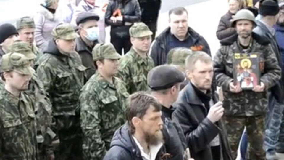 Луганские сепаратисты потребовали признать себя легитимным ополчением