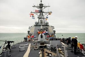 Американский эсминец Donald Cook