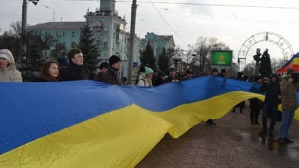 Проукраинский митинг в Луганске