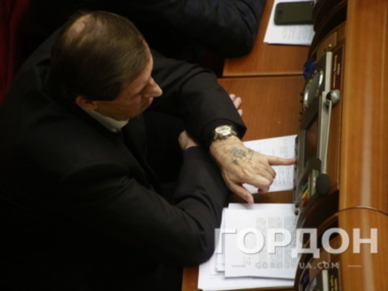 За законопроект проголосовали лишь 194 депутата