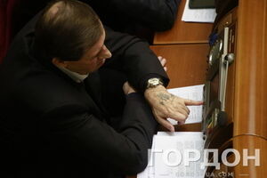 За законопроект проголосовали лишь 194 депутата