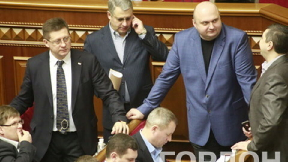 За законопроект проголосовали лишь 228 депутатов