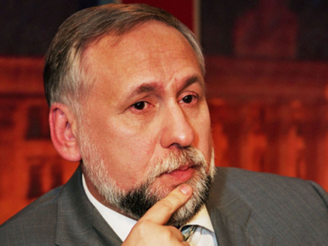 Кармазин: За сепаратистами в восточной Украине стоят местные бизнес и криминальные группировки, подконтрольные олигархам