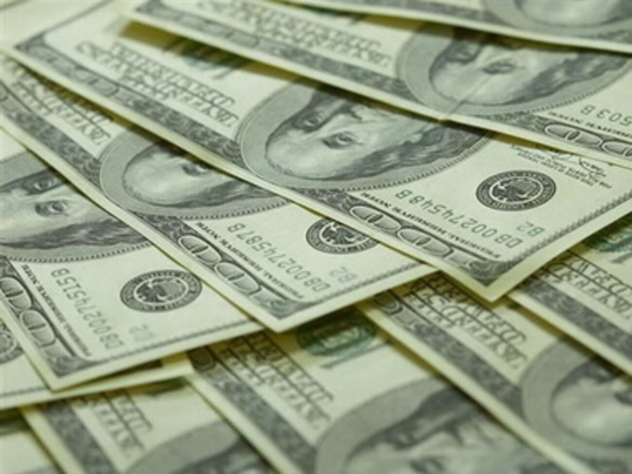 Украинская валюта начала стабилизироваться