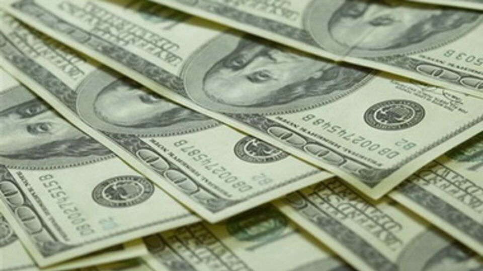 Украинская валюта начала стабилизироваться