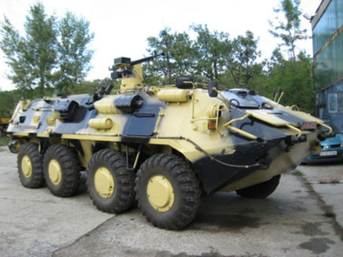 Россия прекратила передачу захваченной военной техники