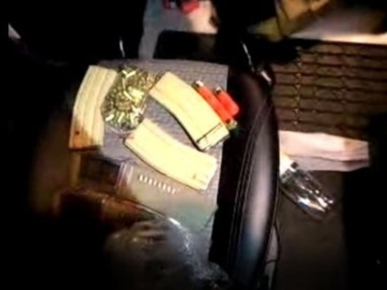 В машине Царева нашли воинскую униформу и нашивки