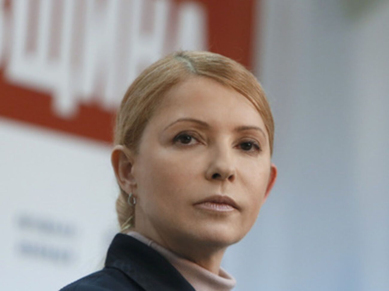 Европейские СМИ признают, что Тимошенко --- внушительный политик с нестабильным рейтингом