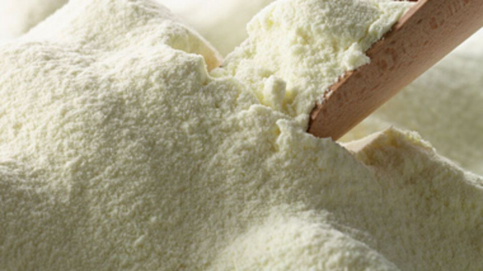 Груз сухого молока возвращен отправителю