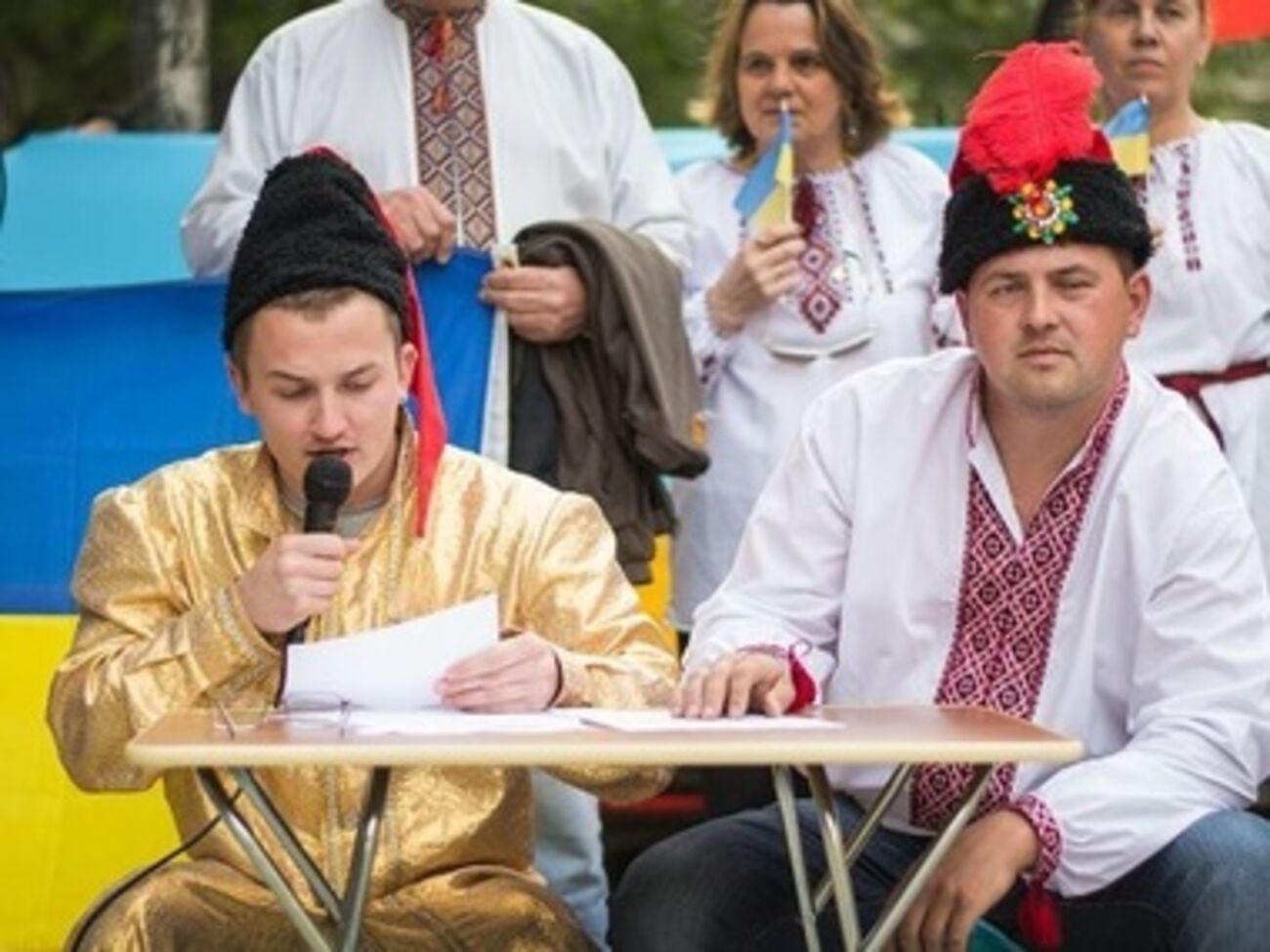 Украинцы в Лиссабоне призвали Владимира Путина оставить Украину в покое и не издеваться над русскими
