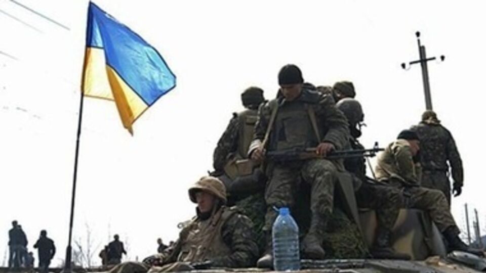 Если военные сдадутся, им разрешат отправиться на боевых машинах обратно в Днепропетровск