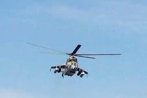 В Мариуполь прилетели военные на вертолетах