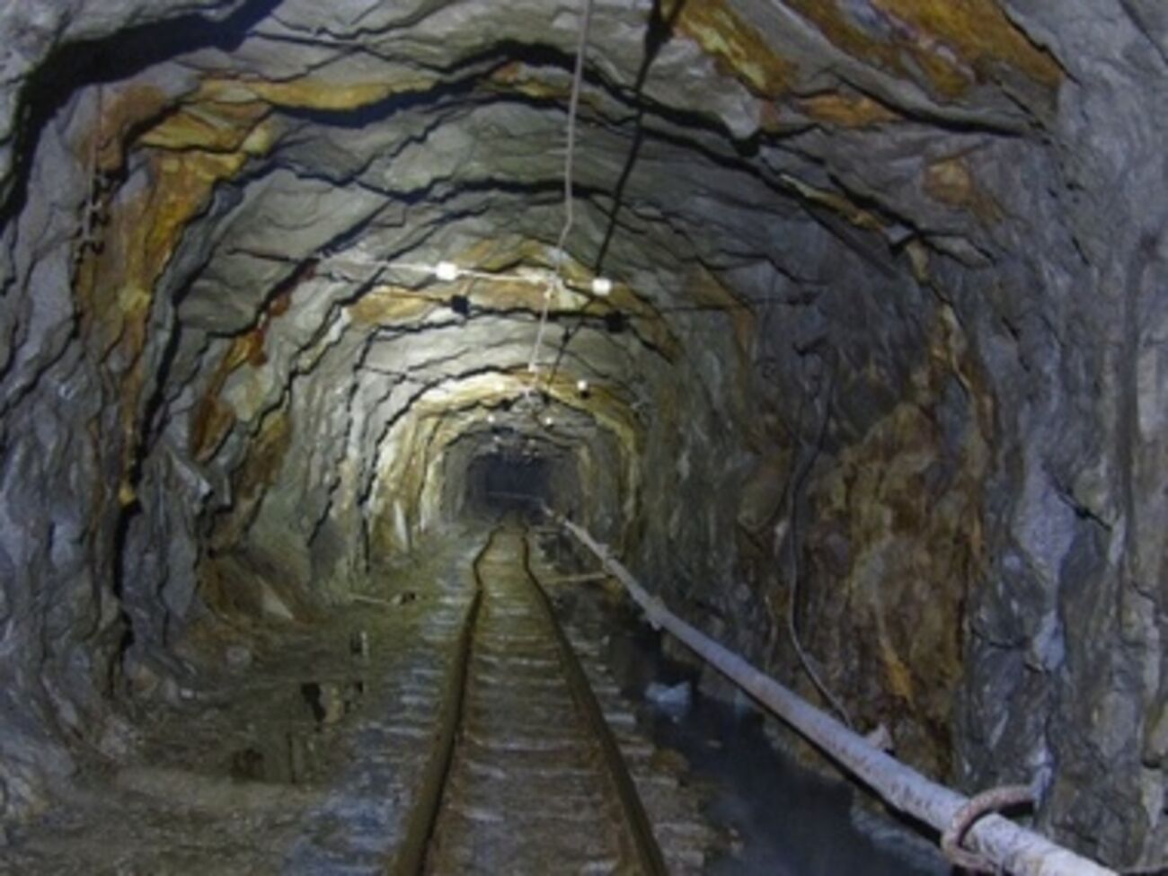 Погиб горнорабочий по ремонту горных выработок участка "Шахтный транспорт"