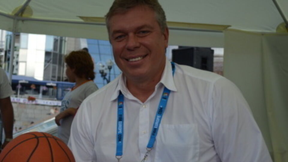 Александр Волков