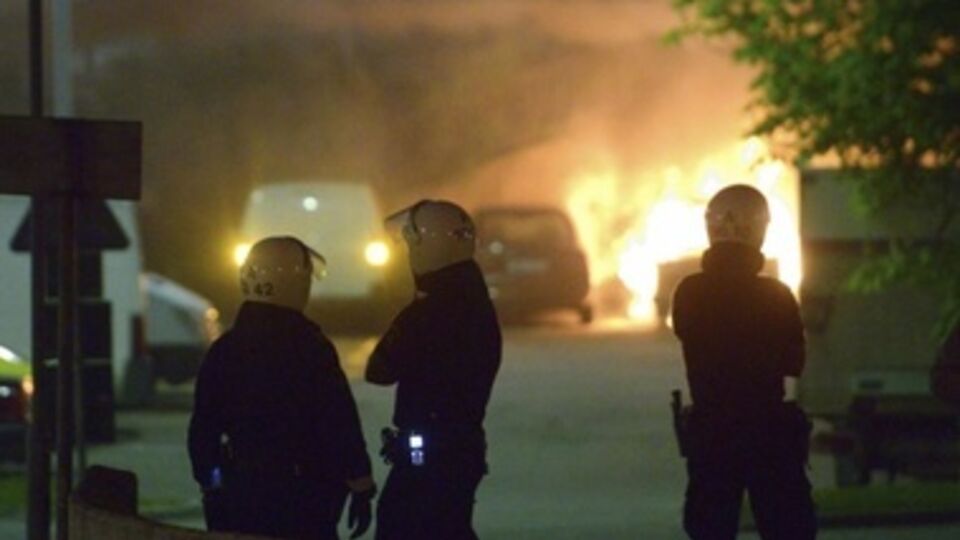 Полиция освободила девочку, которую держали в гараже девять лет