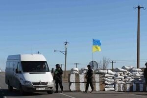 На пропускном пункте "Чонгар" задержана машина с бронежилетами