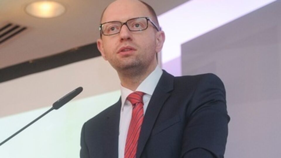 Арсений Яценюк: Крым был, есть и будет территорией Украины
