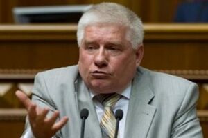 Не прислушиваясь ко всем регионам Украины, можно их растерять, считает Чечетов