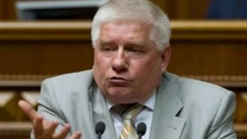 Не прислушиваясь ко всем регионам Украины, можно их растерять, считает Чечетов