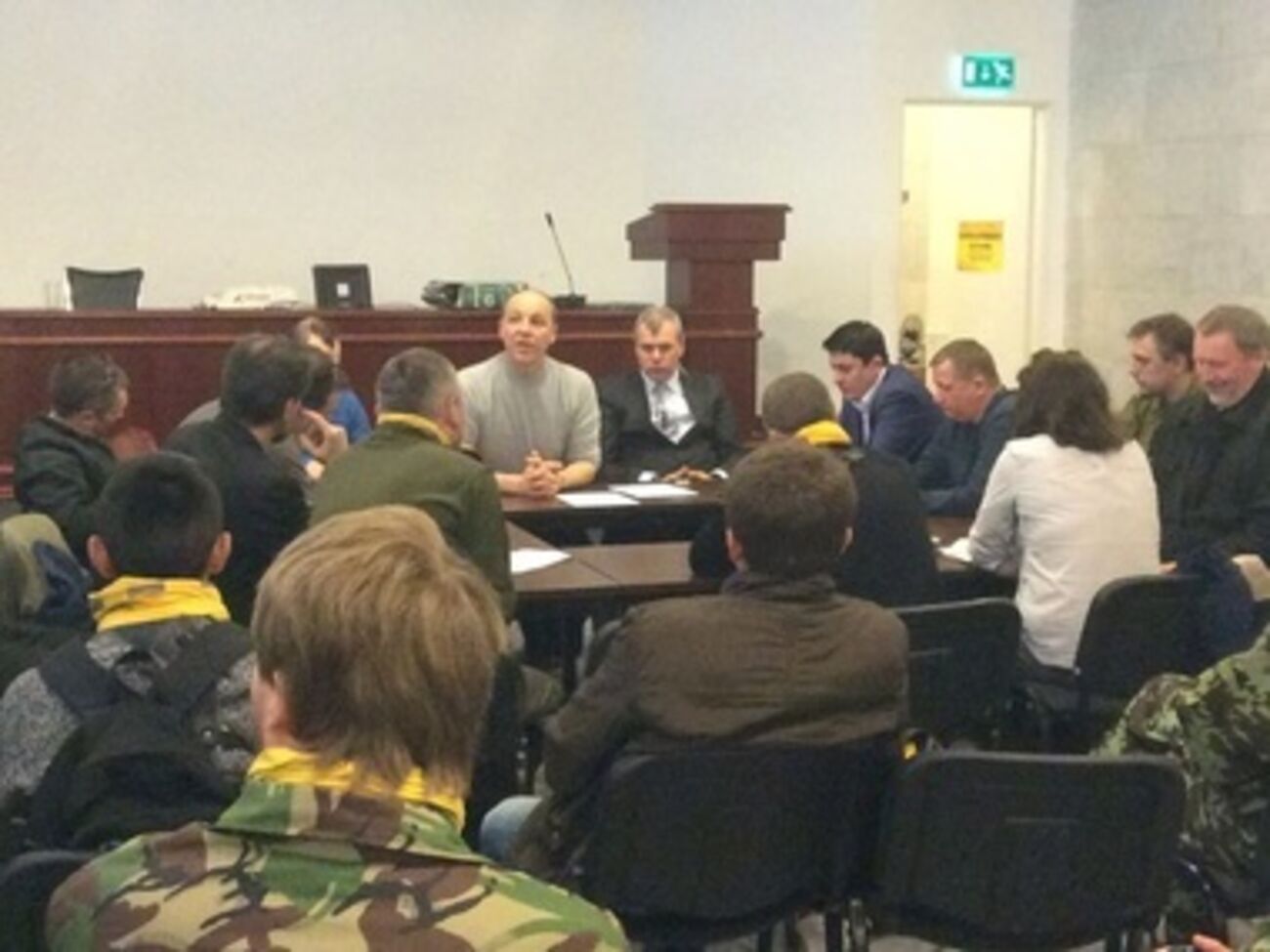 Парубий сообщил, что проводится закупка бронежилетов для воинских частей