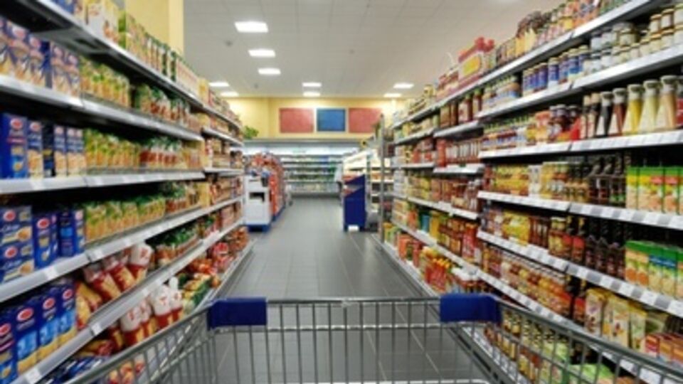 Жители Кубани ездят в Керчь за дешевыми продуктами